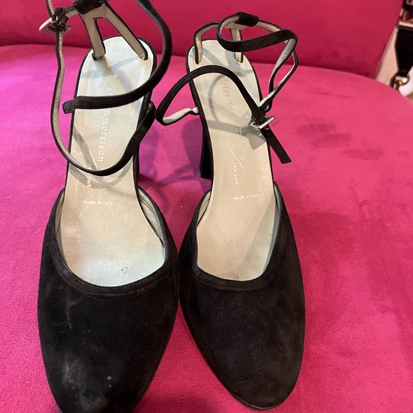 Black suede open back heel with criss cross closure - Picture 2 of 4